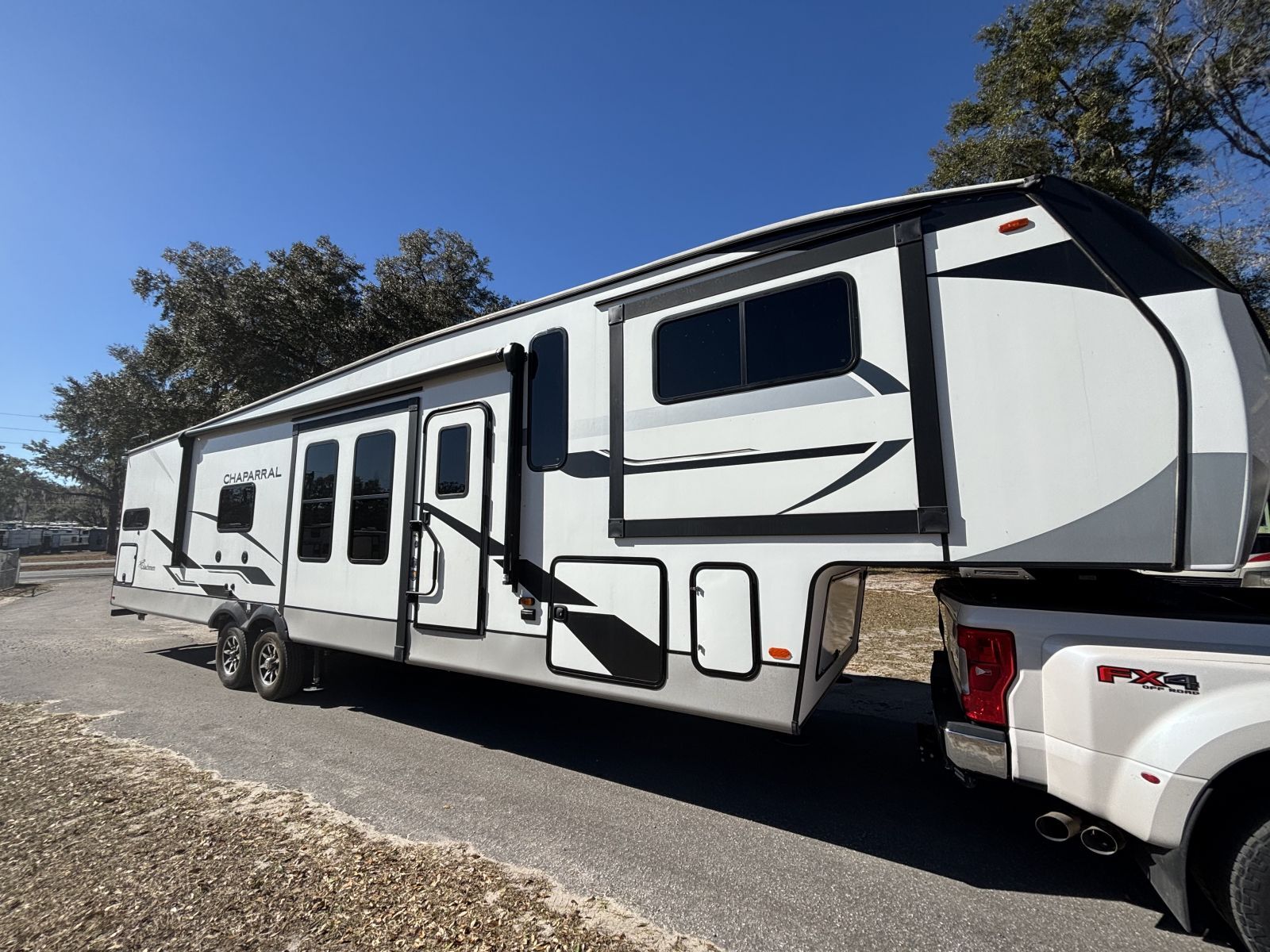 2023 Coachmen CHAPARRAL 334FL RV