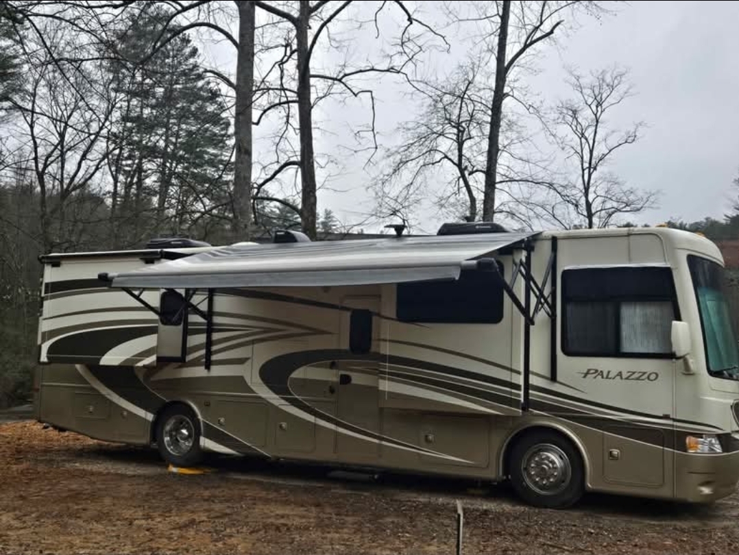 2015 Thor Motor Coach PALAZZO 35.1 in columbia SC