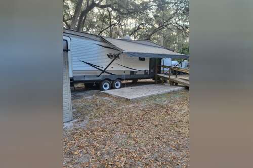 2017 Forest River SALEM VILLA CLASSIC 39FDEN in lake panasofkee FL
