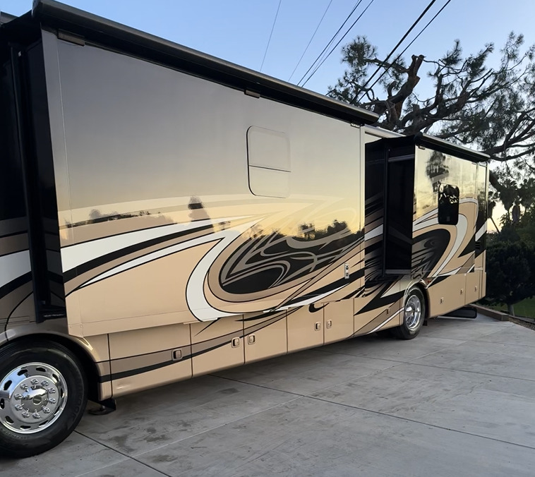 2017 Forest River BERKSHIRE XL 40B in fullerton CA
