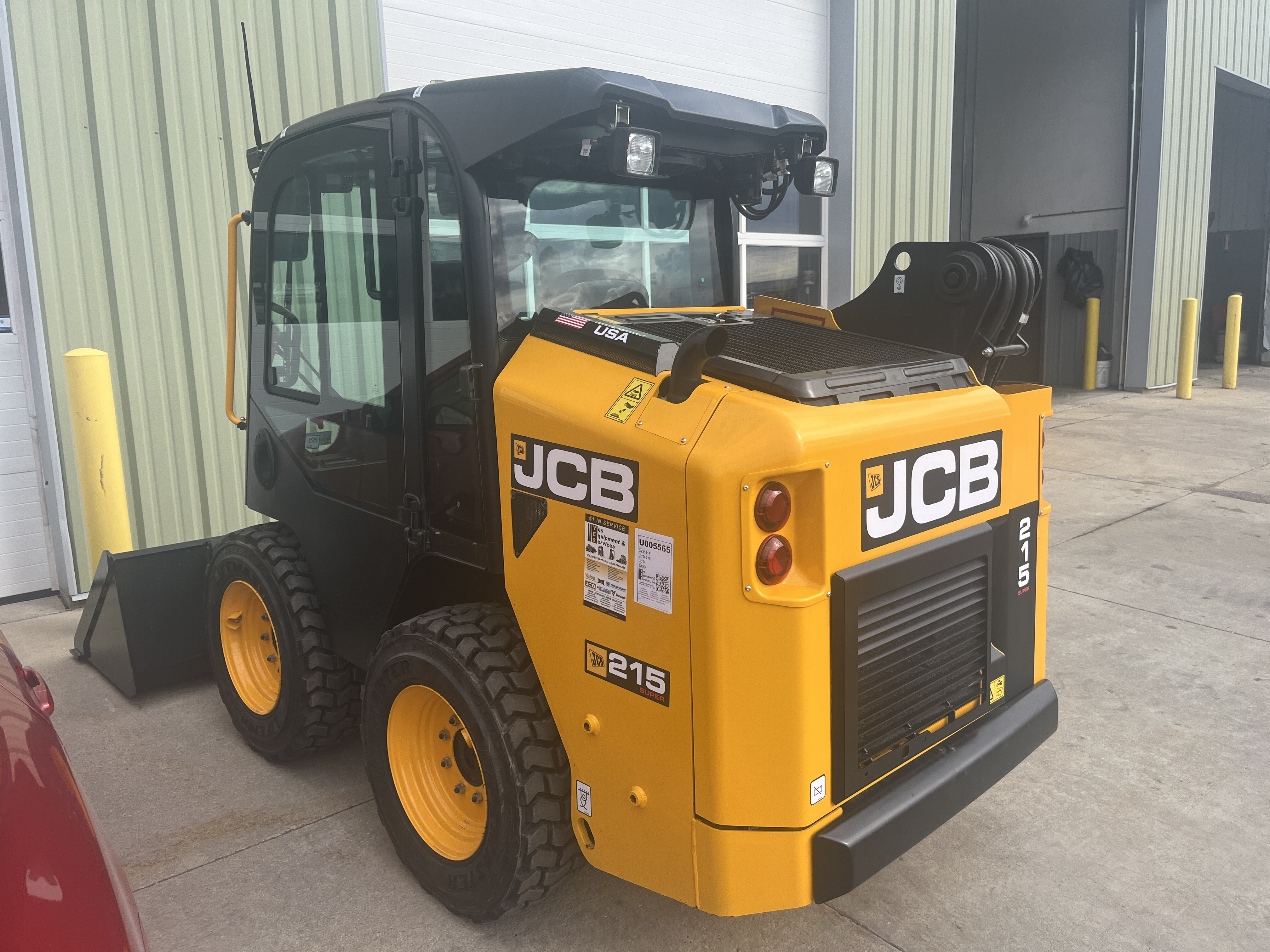2023 JCB 215 in Milwaukee, WI