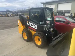 2023 JCB 215
