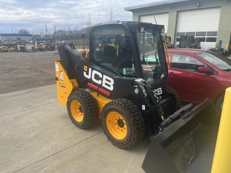 2023 JCB 215