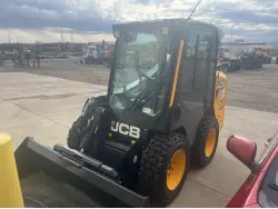 2023 JCB 215