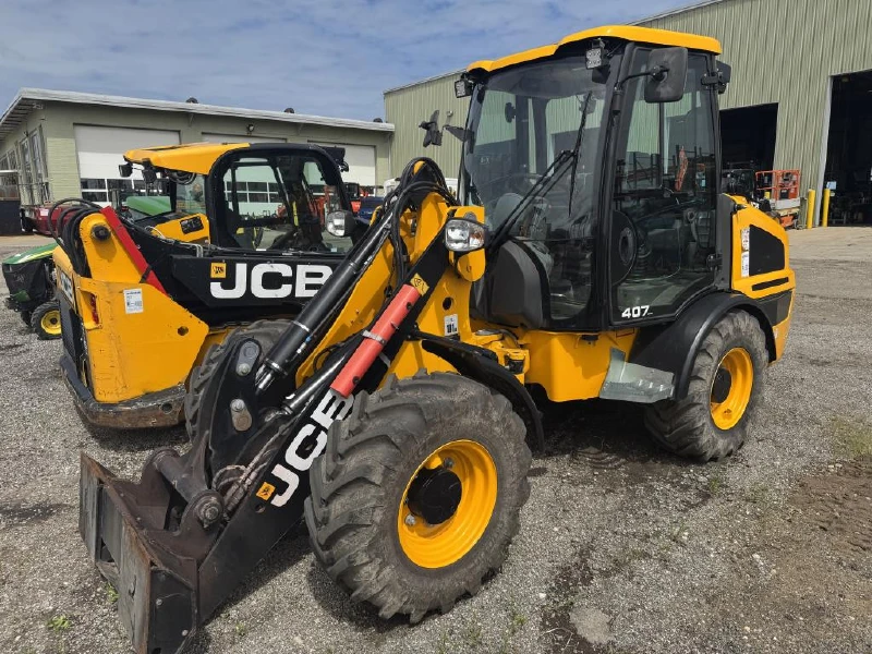 2024 JCB 407 Agri