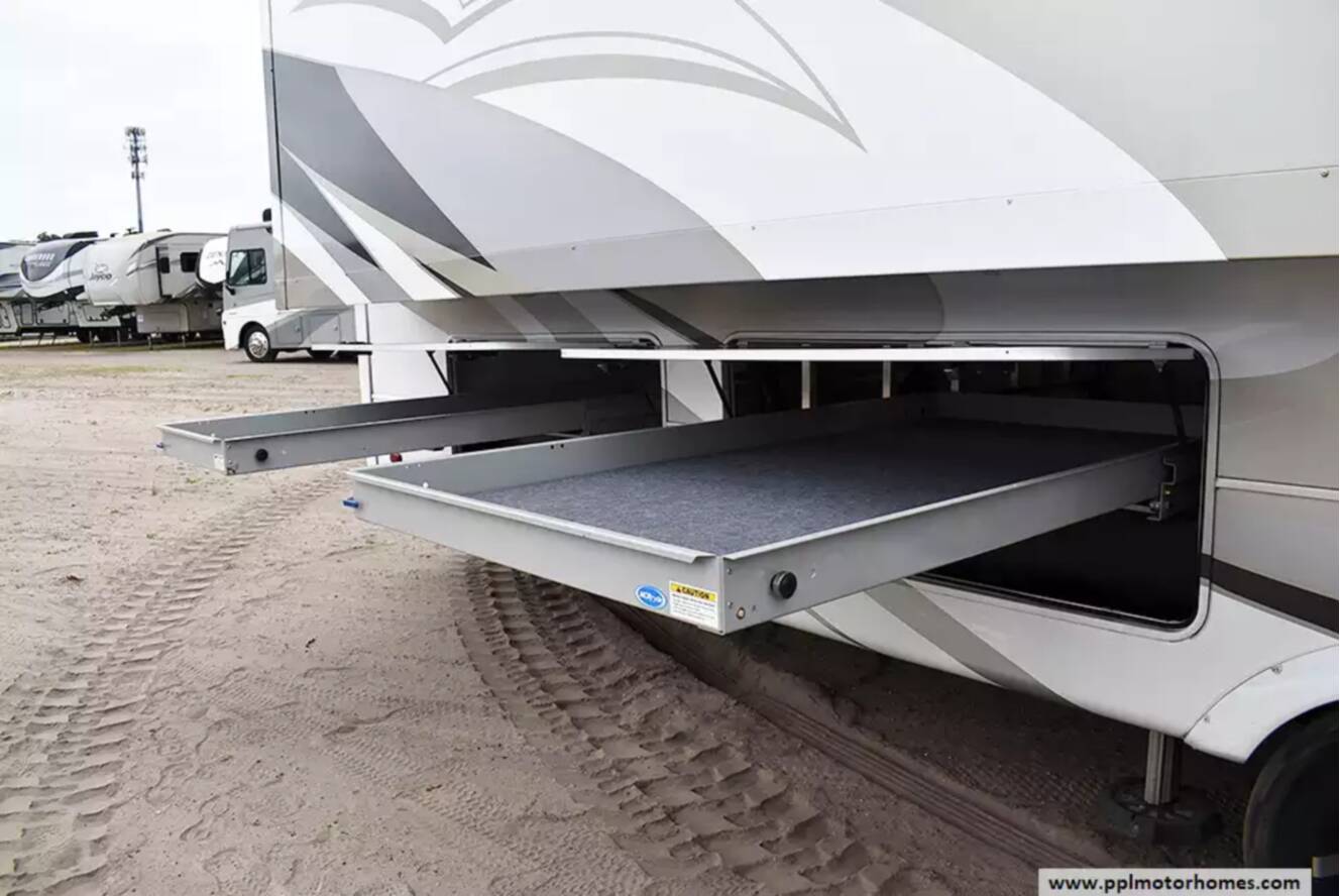 A photo of this 2024 Redwood REDWOOD RW4200FL