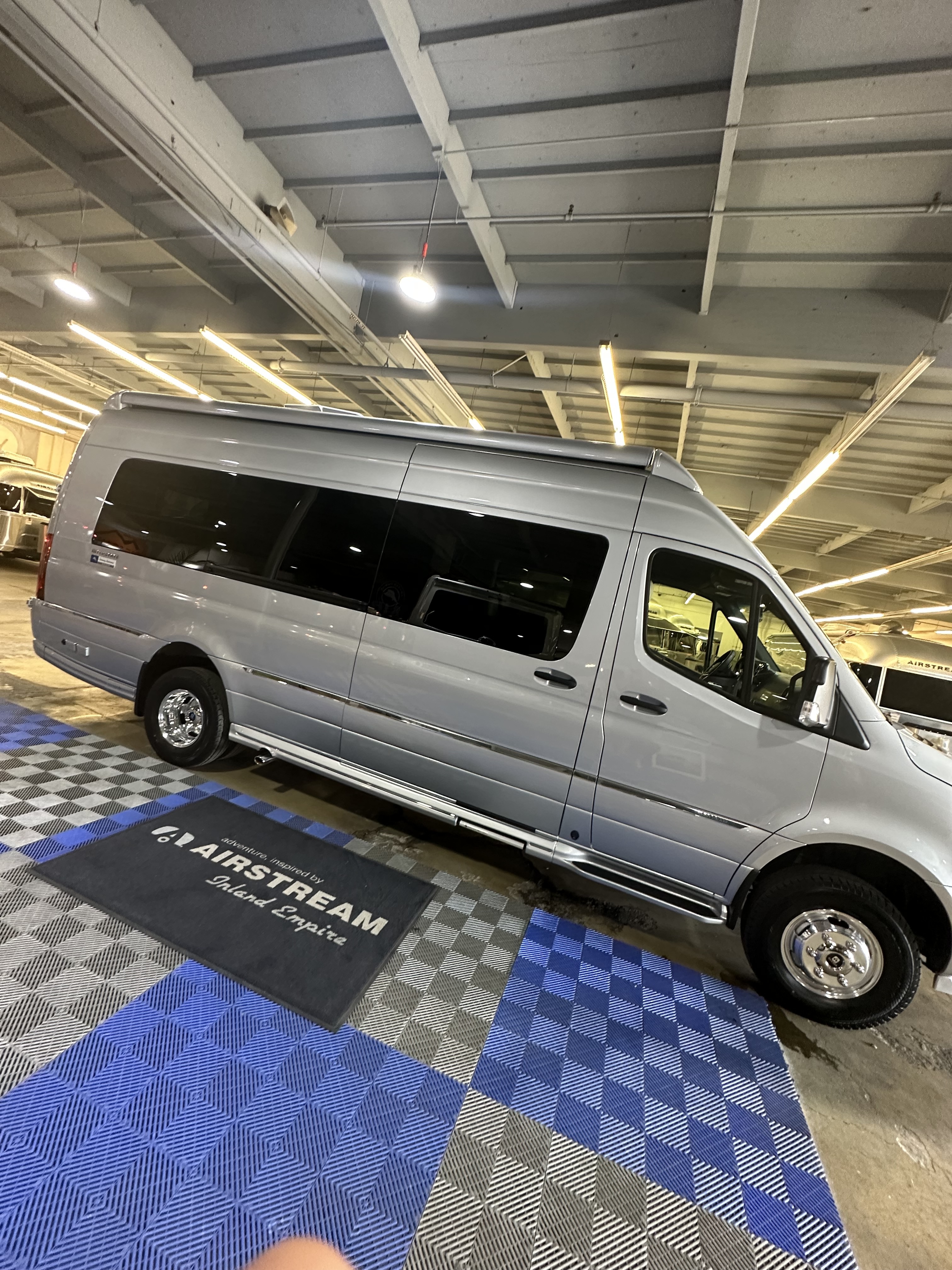 2023 Airstream TOMMY BAHAMA INTERSTATE 24GL RV