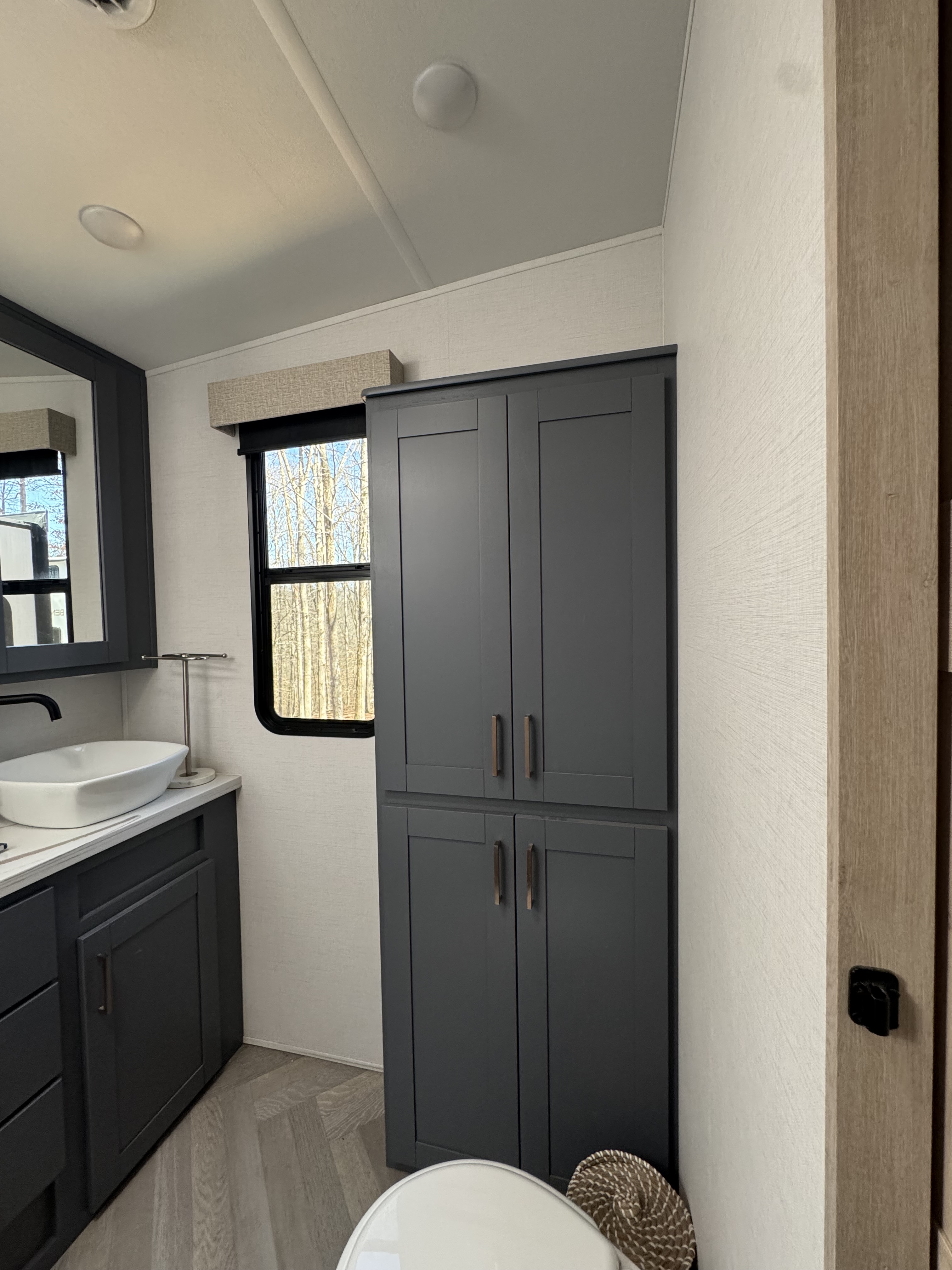 View more photos of this listing