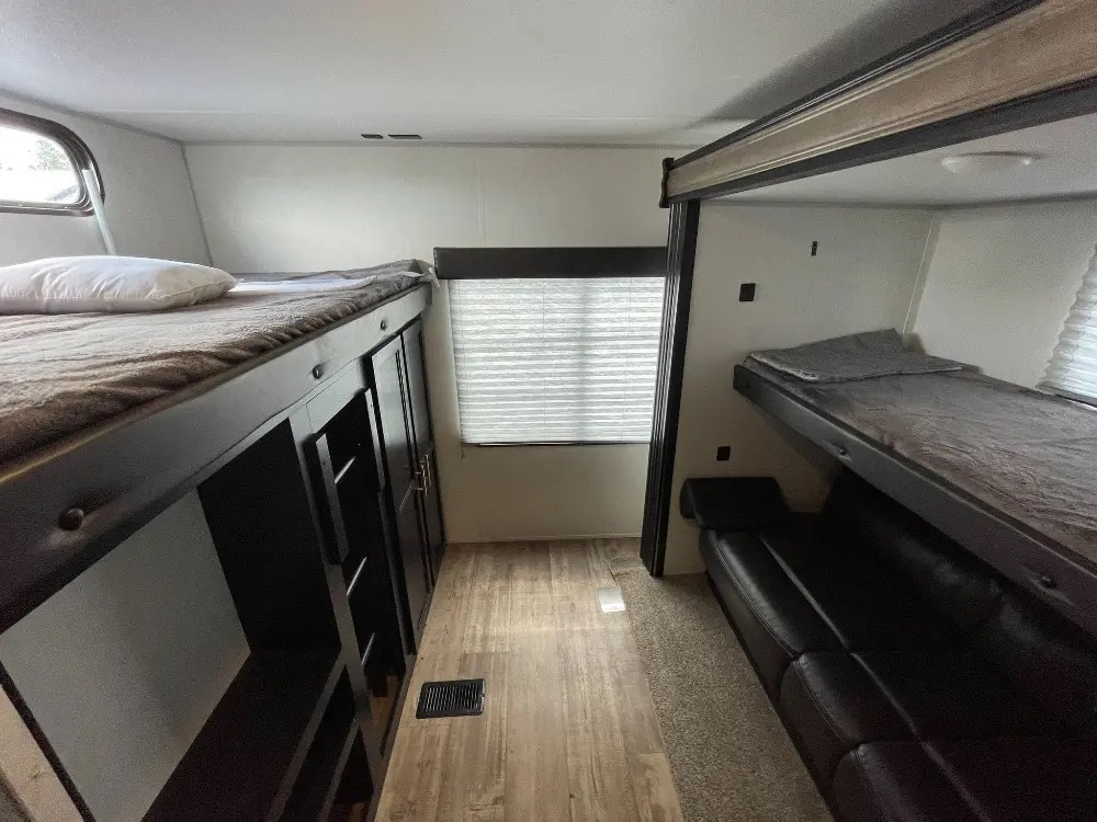 2022 Forest River CHEROKEE GREY WOLF 294BH RV