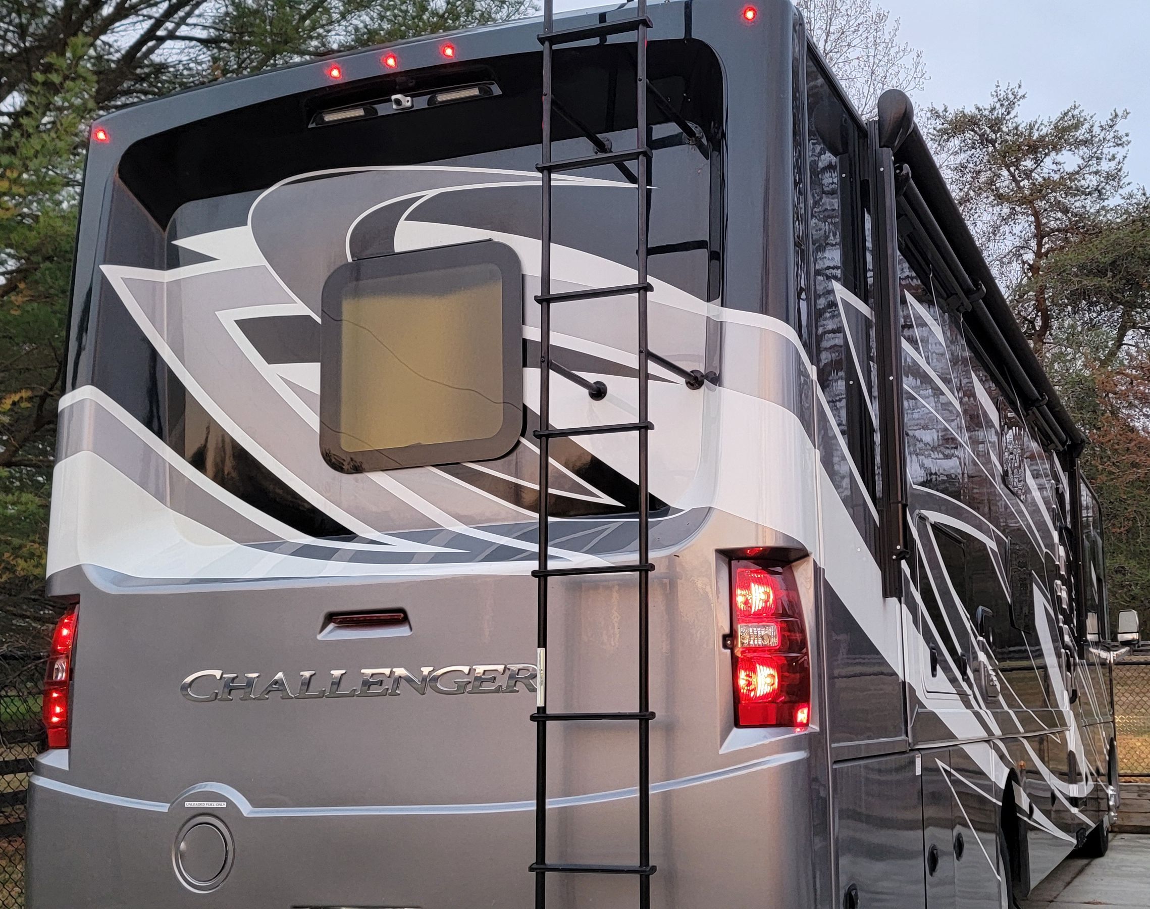 2021 Thor Motor Coach CHALLENGER 37DS in gainesville VA