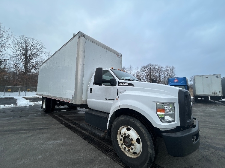 2019 FORD F750 in Oakwood Village, OH