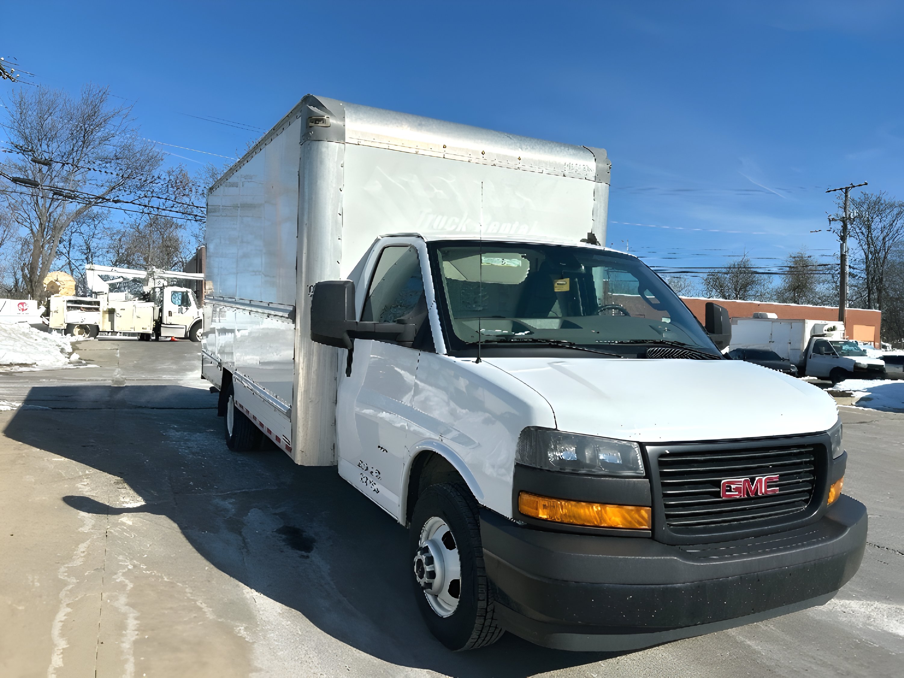 2021 GMC SAVANA in Chicopee, MA