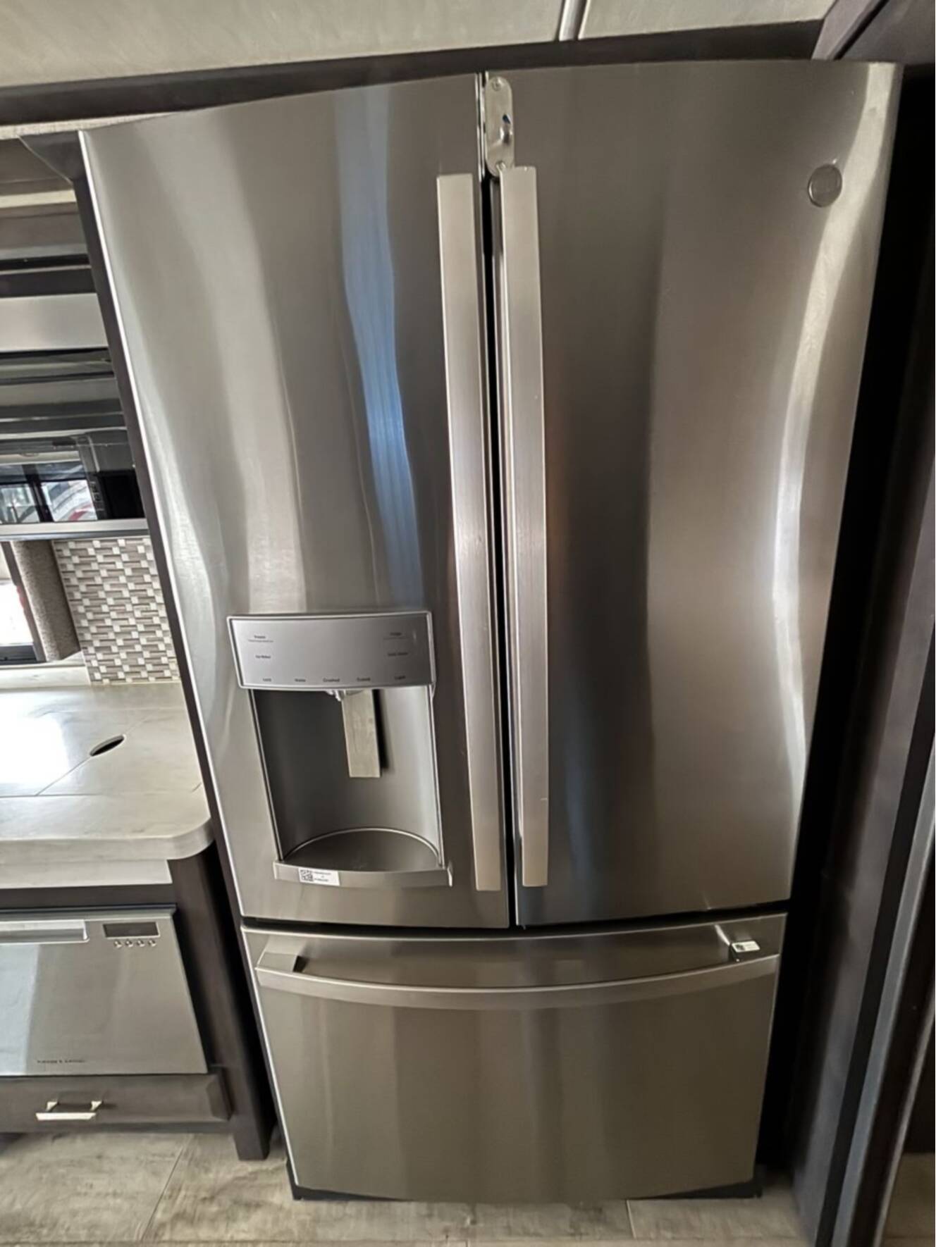 A photo of this 2023 Thor TUSCANY 40RT