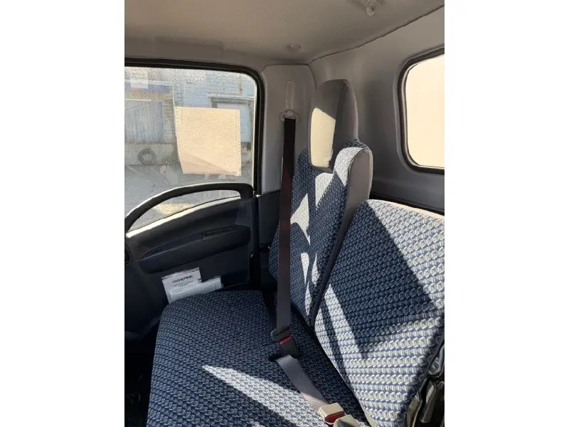 2026 ISUZU NPR HD