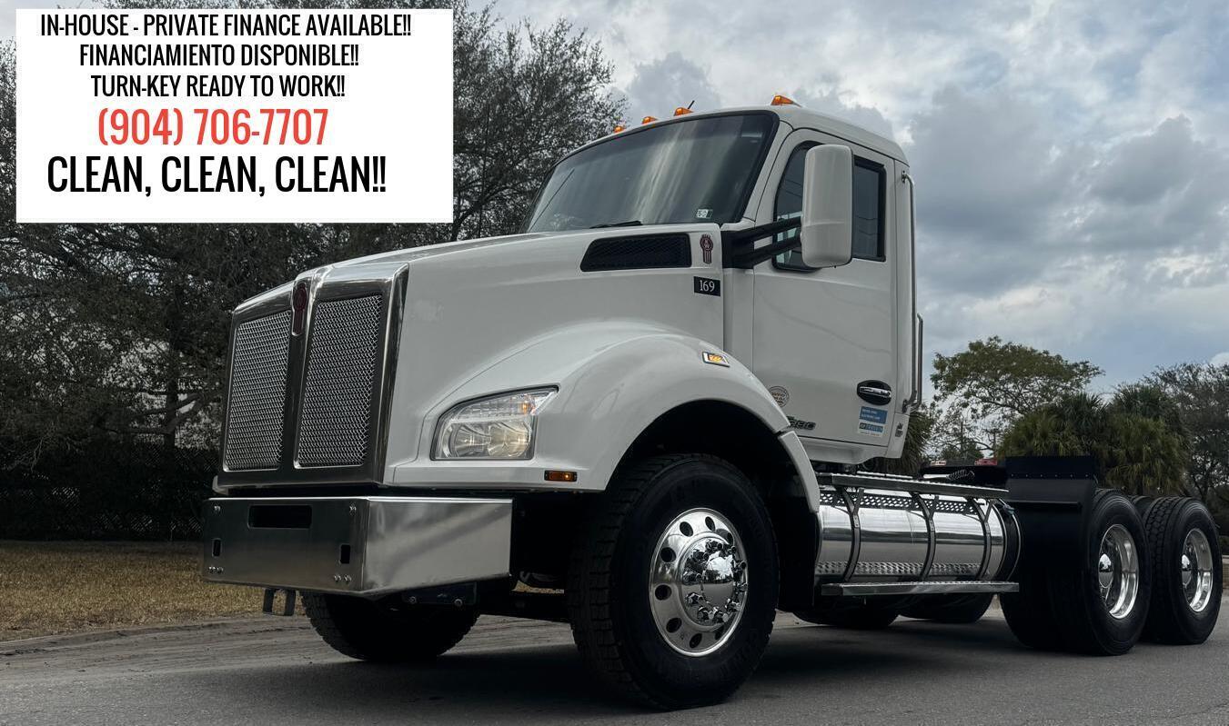 2020 KENWORTH T880 in Hollywood, FL