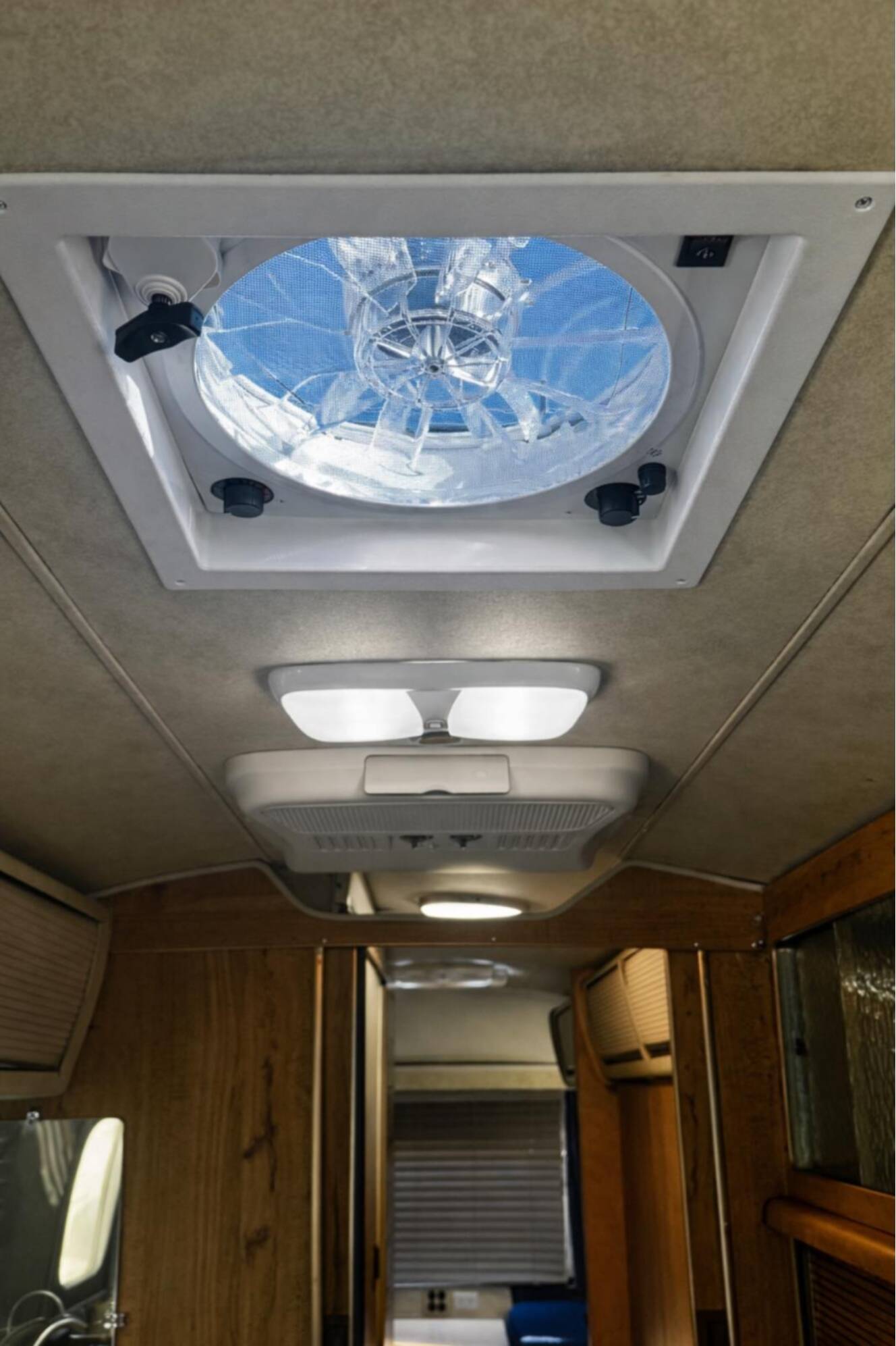 A photo of this 1978 Airstream EXCELLA 31