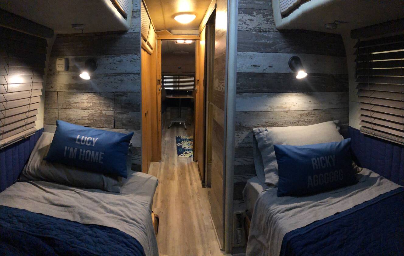 A photo of this 1978 Airstream EXCELLA 31