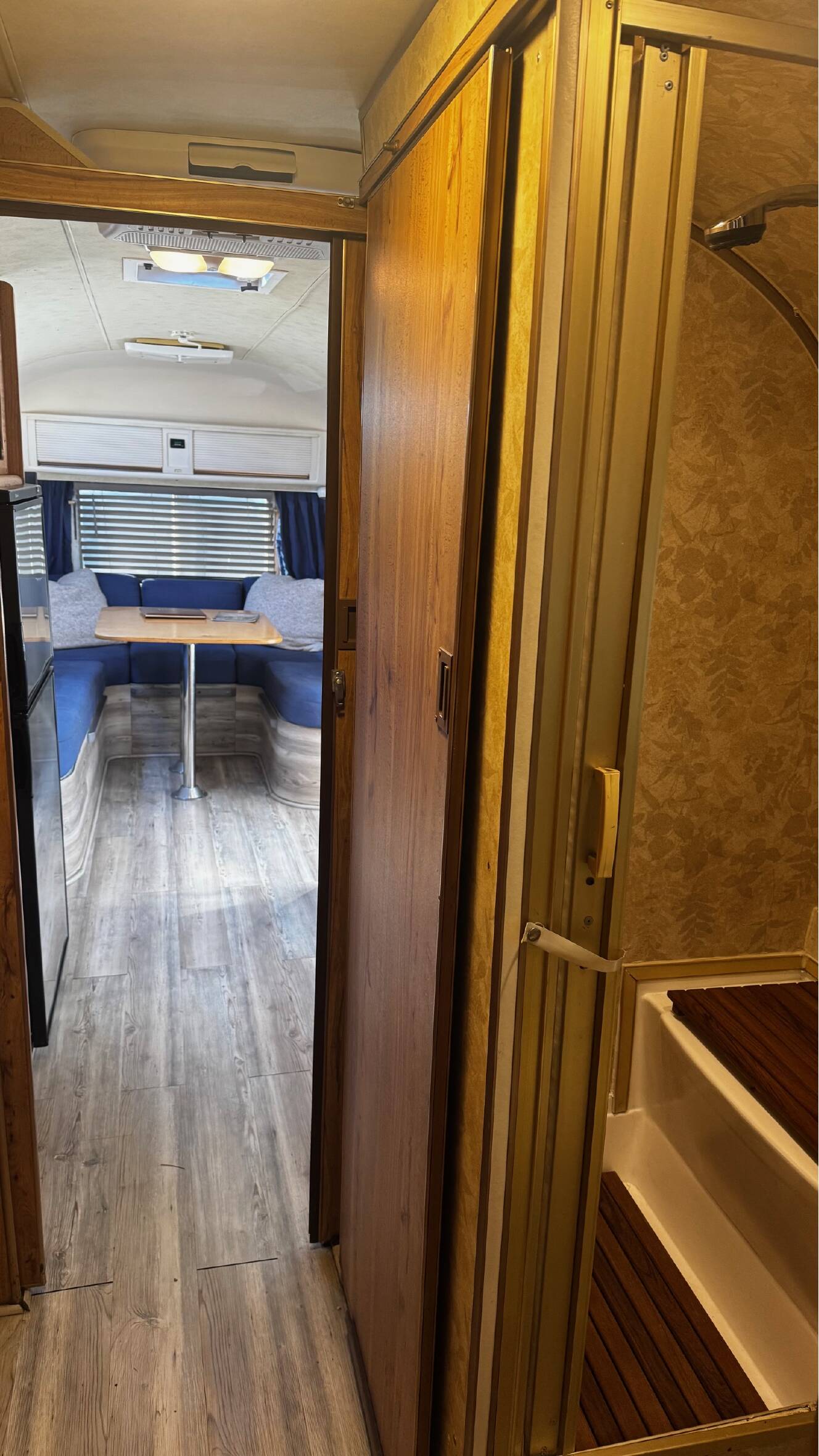 A photo of this 1978 Airstream EXCELLA 31