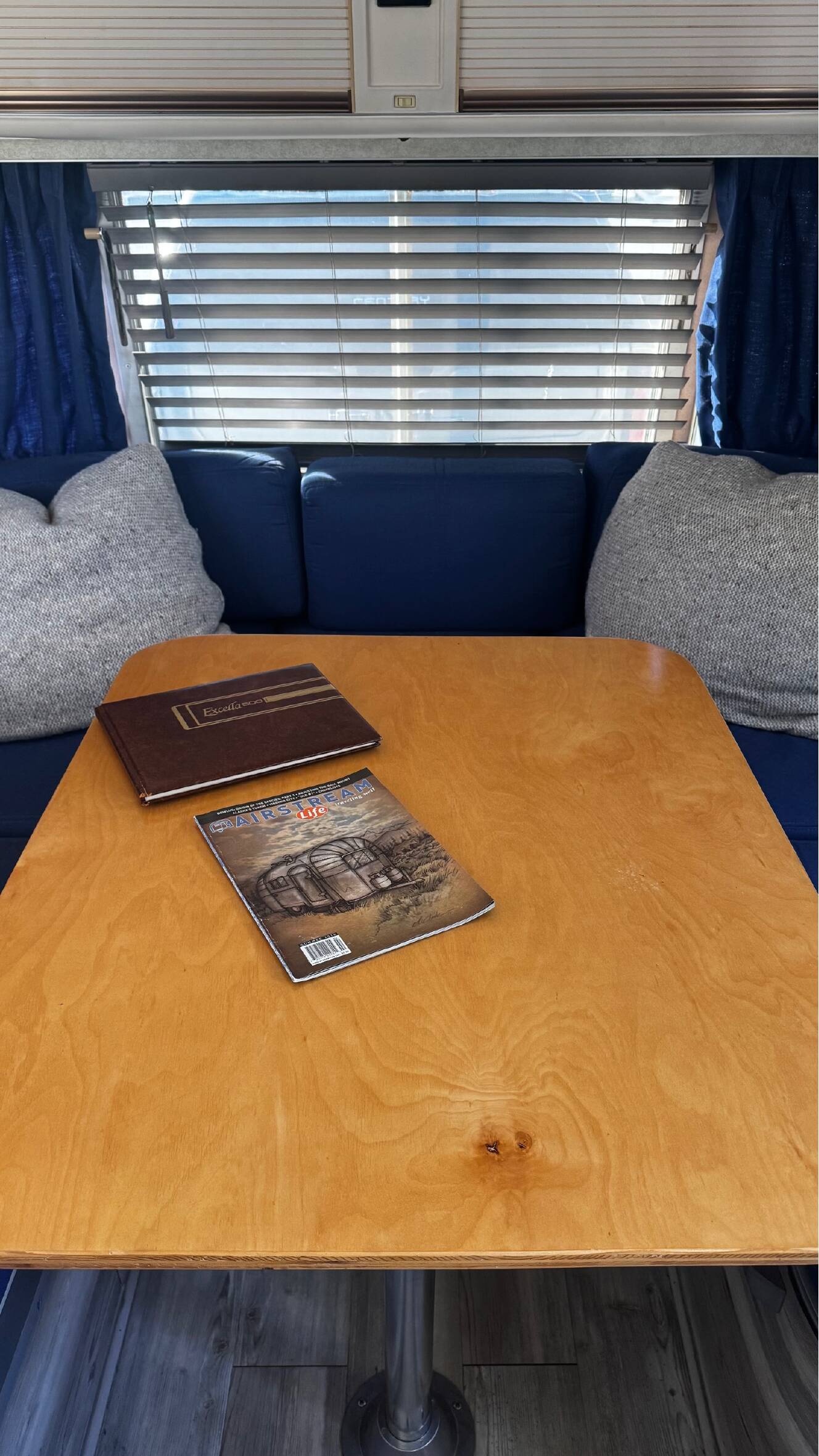 A photo of this 1978 Airstream EXCELLA 31