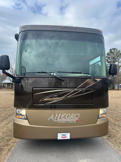 2010 Tiffin Motorhomes ALLEGRO RED 38 QBA RV