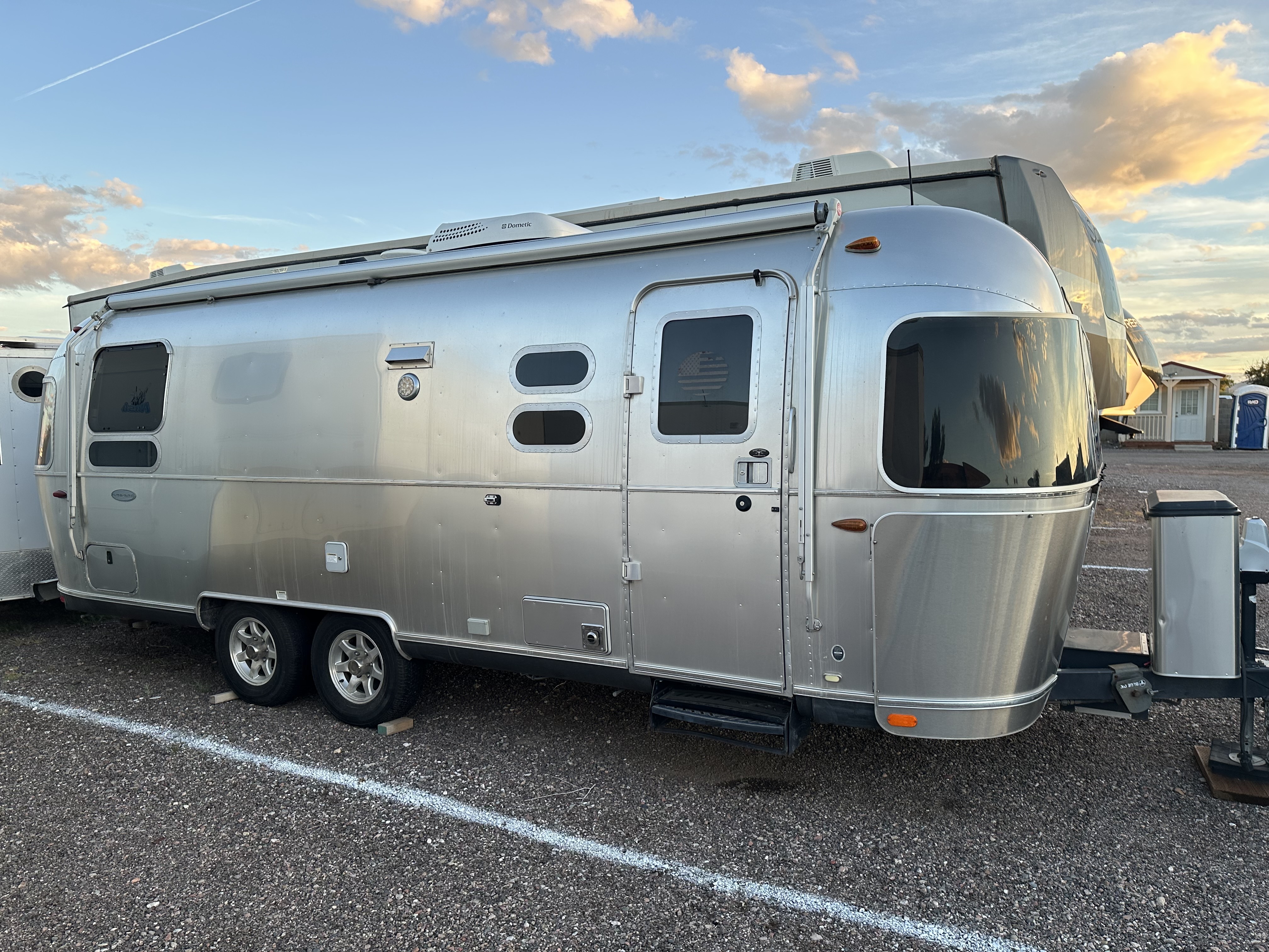 2016 Airstream FLYING CLOUD 25RB TWIN in gilbert AZ