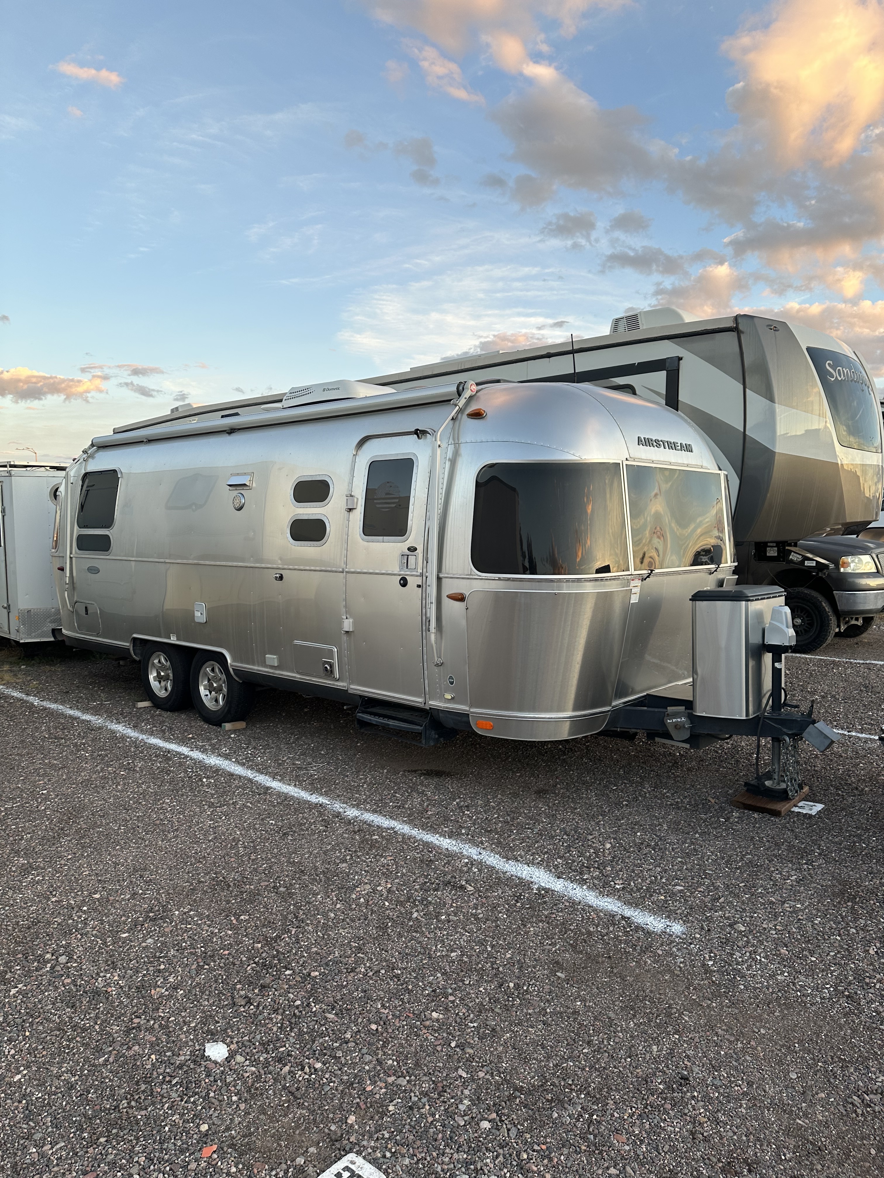2016 Airstream FLYING CLOUD 25RB TWIN in gilbert AZ