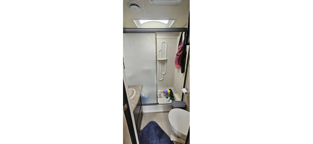 A photo of this 2016 Dutchmen KODIAK ULTRA LITE 291RESL