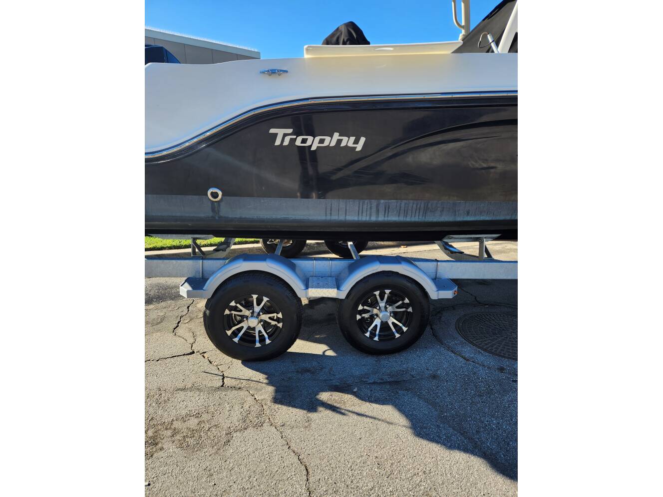 A photo of this 2022 Bayliner T22cc