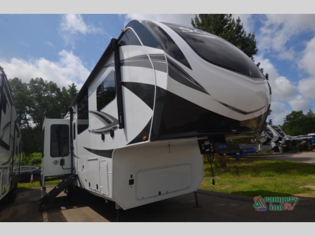 2026 Grand Design Solitude 376RD / 376RD-R in merrimack NH