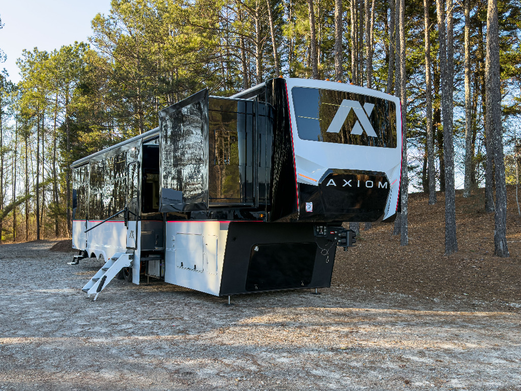 2026 Axiom Rv Vendetta V4250 in cumming GA