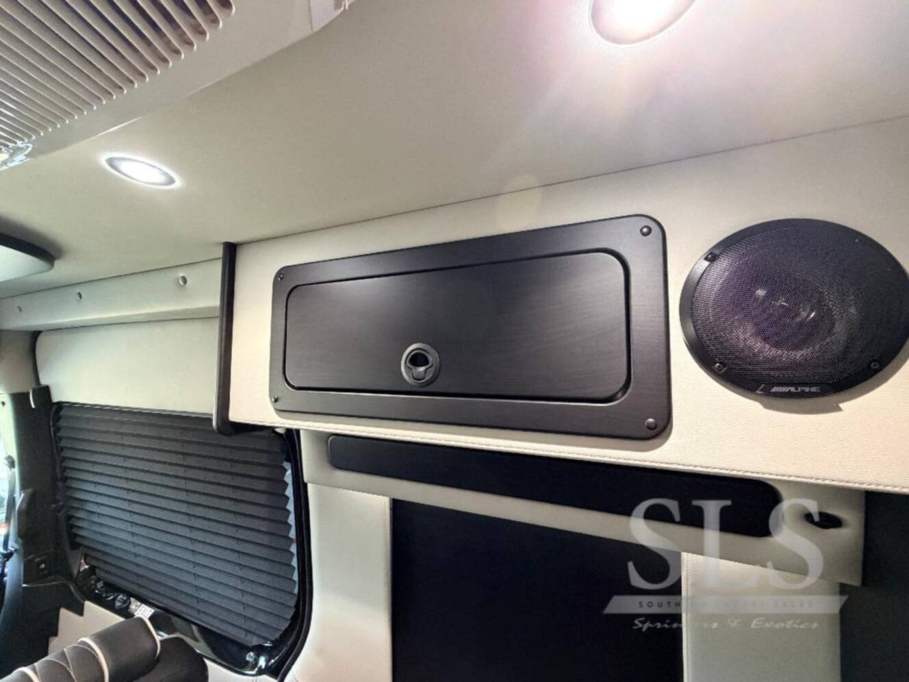 A photo of this 2026 Midwest Automotive Designs Luxe Cruiser D4