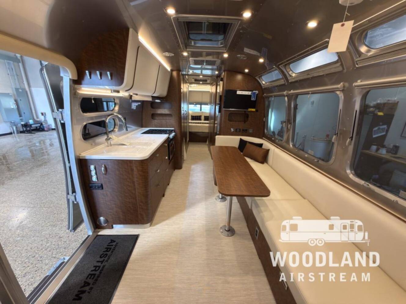 A photo of this 2026 Airstream Globetrotter 30RB