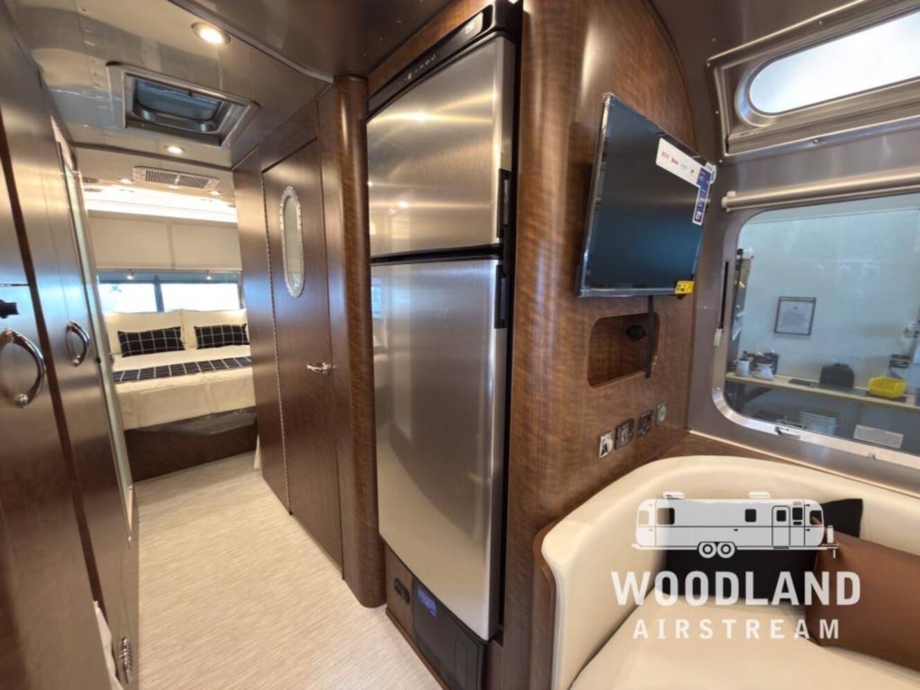 A photo of this 2026 Airstream Globetrotter 30RB