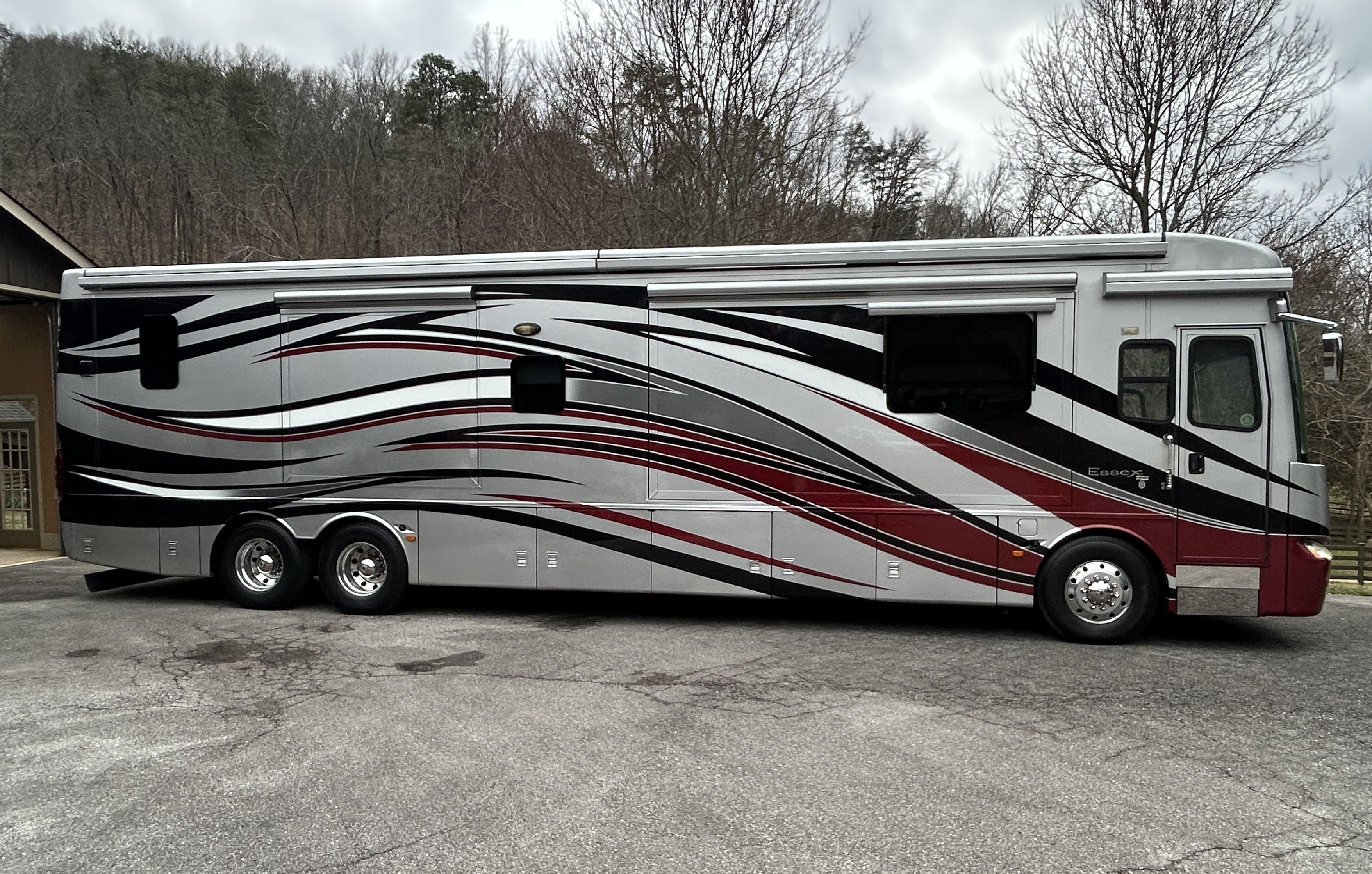 2012 Newmar ESSEX 4524 in ooltewah TN