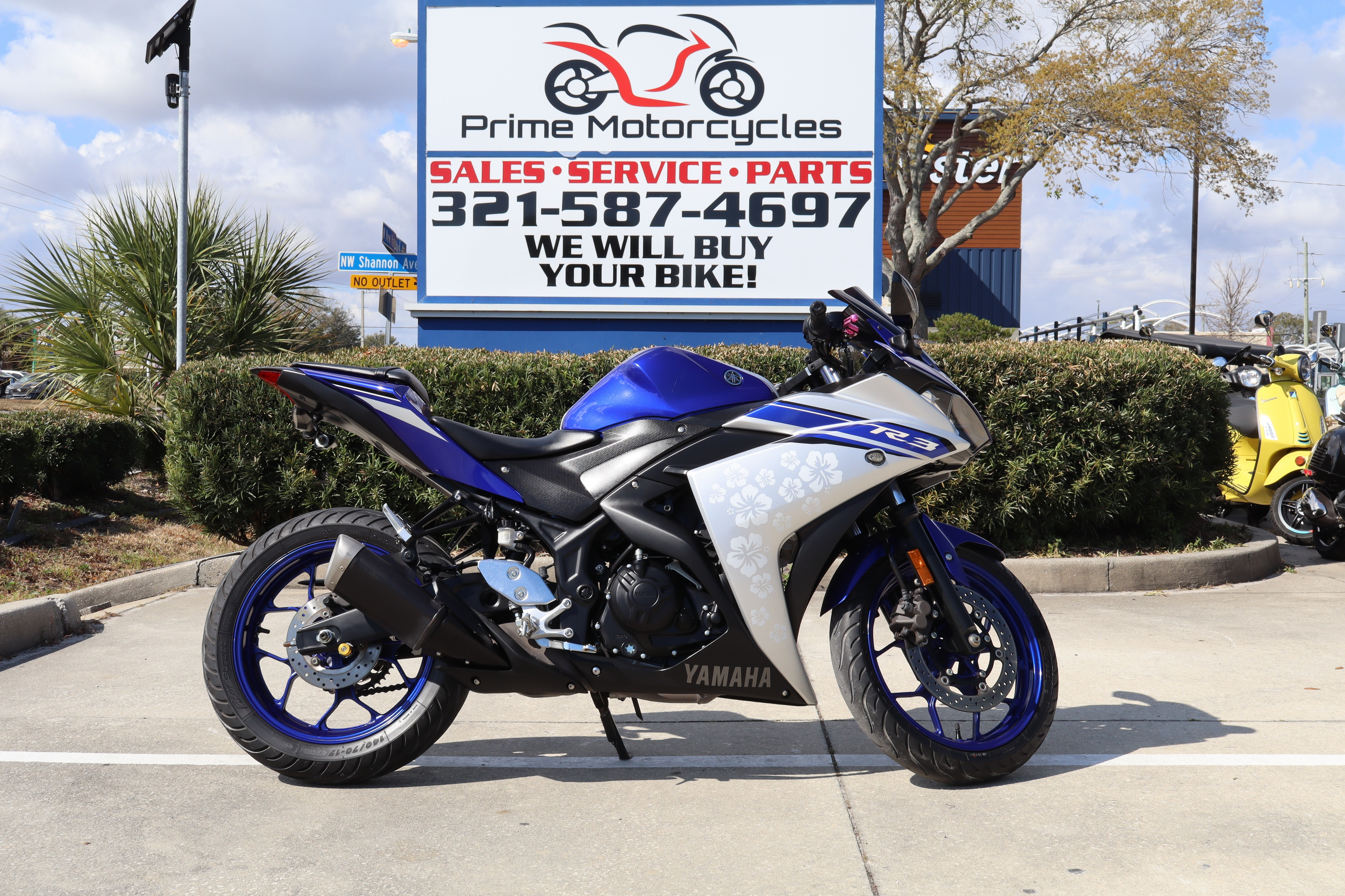 2016 Yamaha YZF-R3 R3 in Melbourne, FL