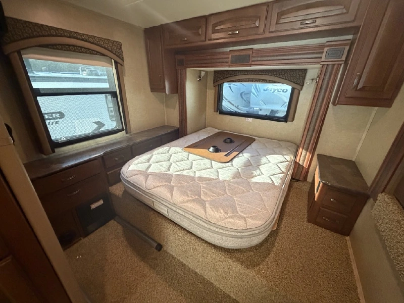 2015 JAYCO PRECEPT 29UM