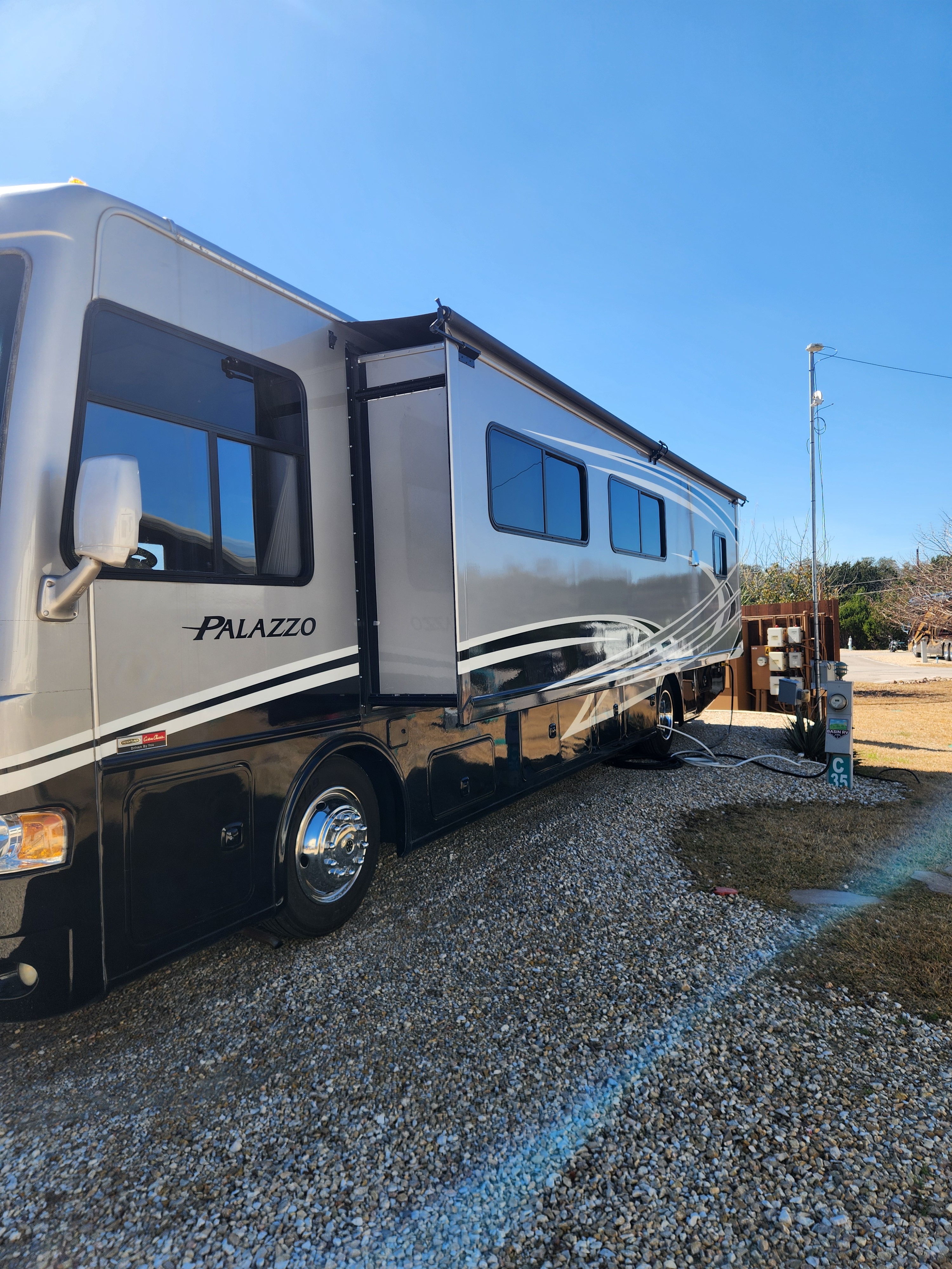 2013 Thor Motor Coach PALAZZO 36 1 RV
