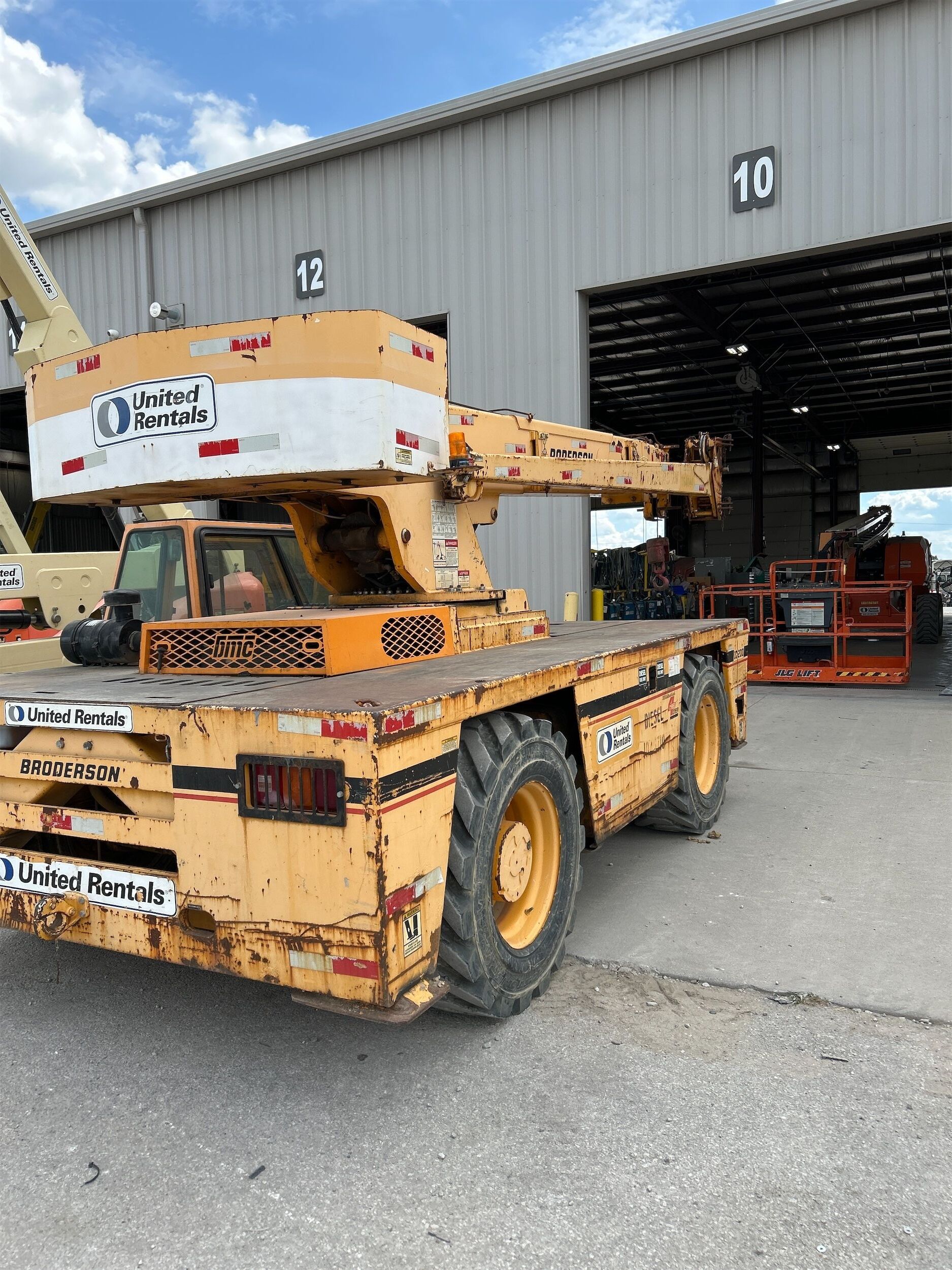 2008 BRODERSON IC200 in Montgomery, AL