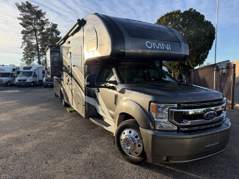 2021 THOR MOTOR COACH