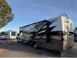 2021 THOR MOTOR COACH OMNI BH35