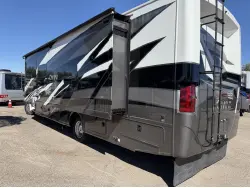 2021 THOR MOTOR COACH OMNI BH35