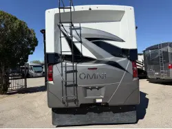 2021 THOR MOTOR COACH OMNI BH35