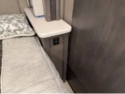 2021 THOR MOTOR COACH OMNI BH35