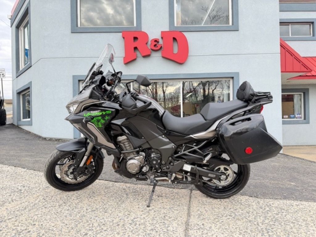 2022 Kawasaki Versys® 1000 SE LT+ 1000 SE LT+ in Palmerton, PA