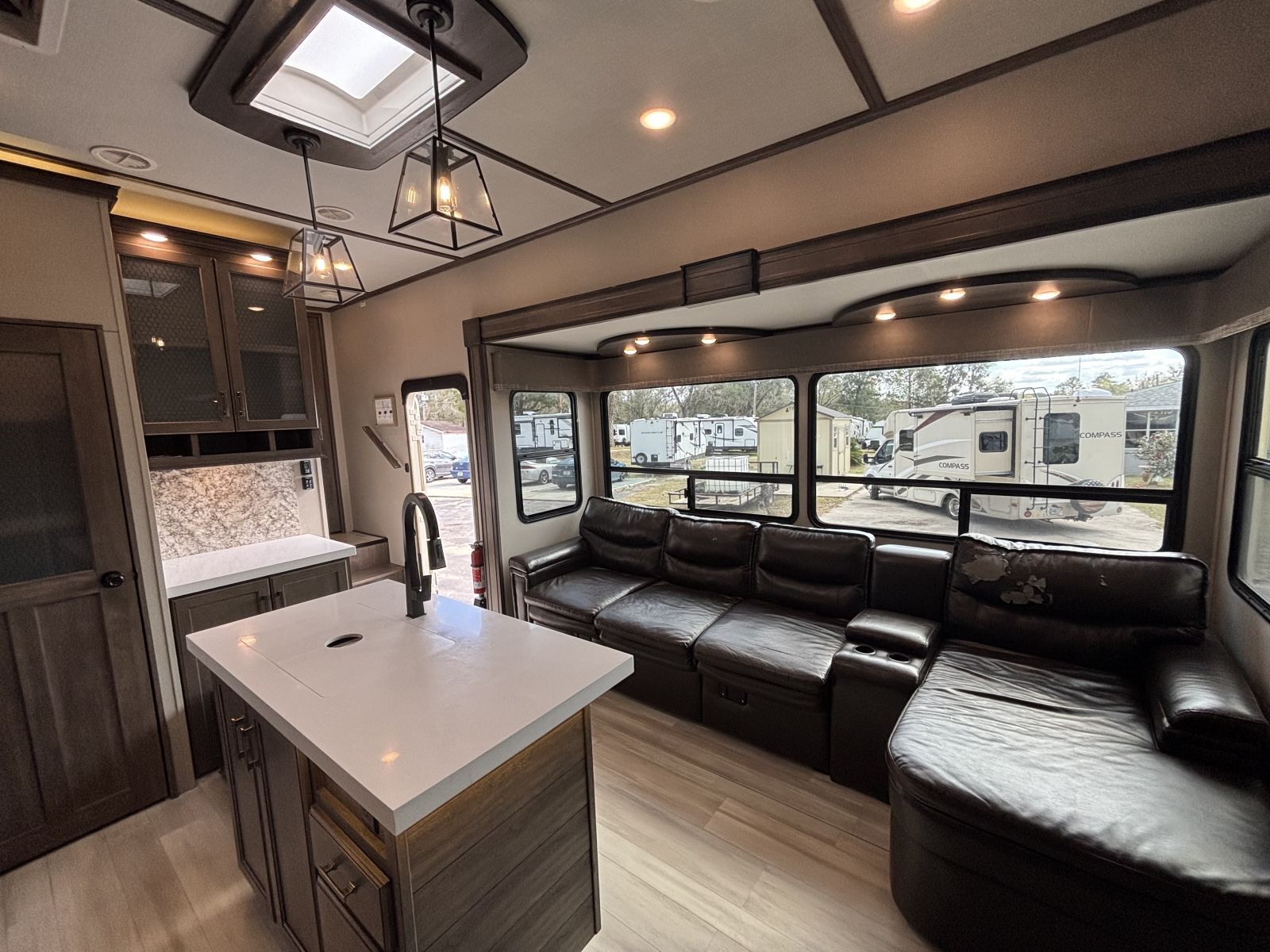 2021 Grand Design SOLITUDE 3950BH in ocala FL