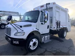 2015 FREIGHTLINER BUSINESS CLASS M2 106