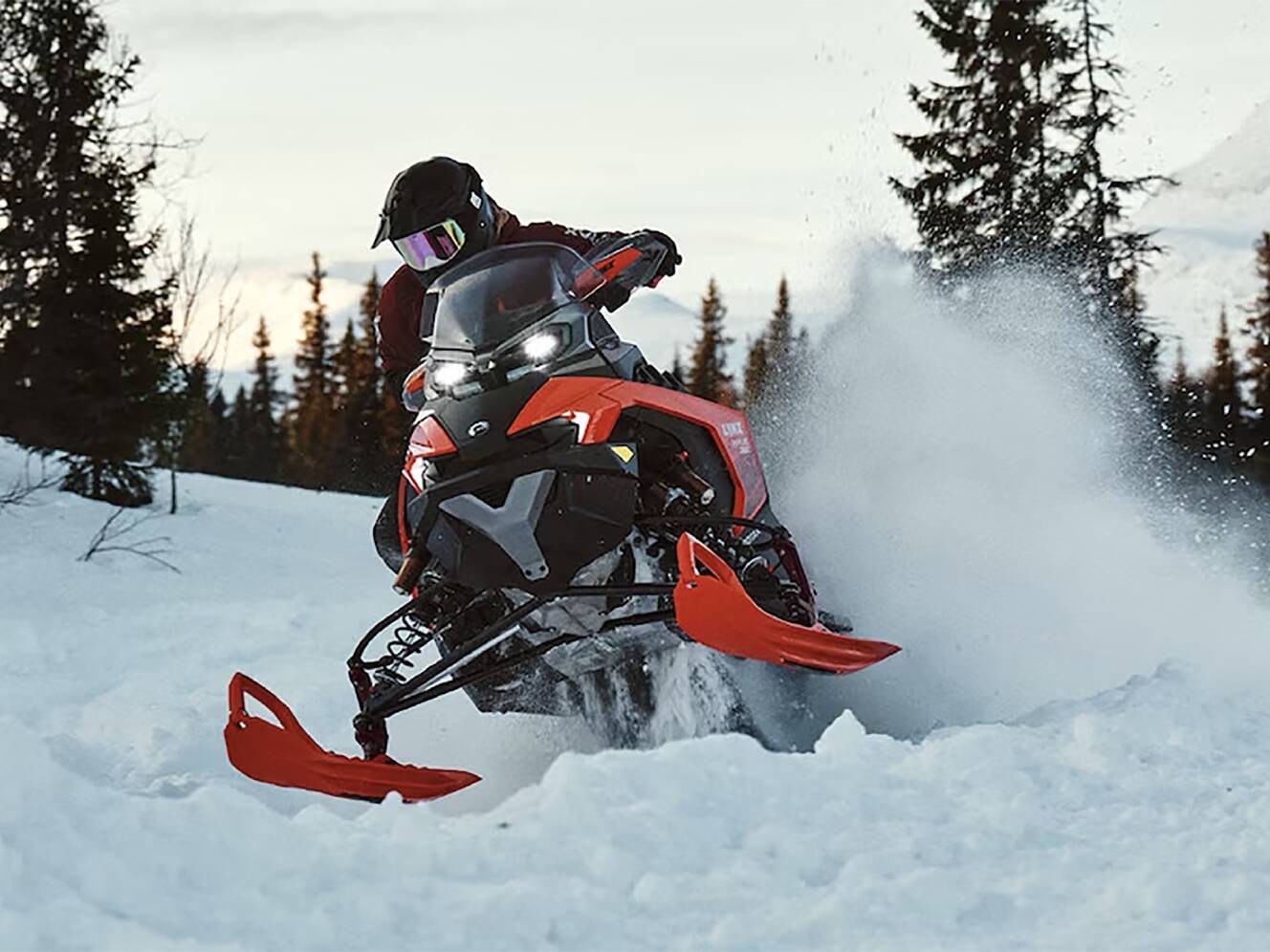 A photo of this 2025 Lynx Rave RE 600R E-TEC Ice Ripper XT 1.5 M.S. / E.S. w/ 10