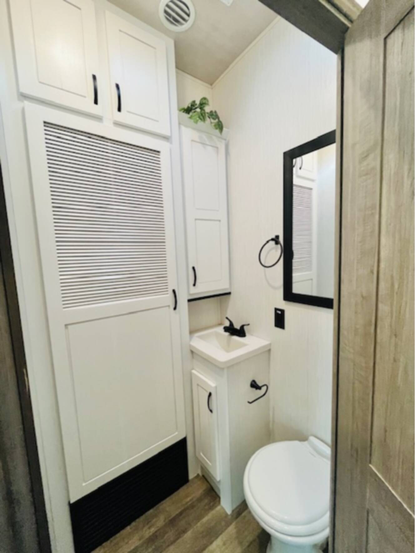 A photo of this 2021 Forest River CEDAR CREEK 388RK