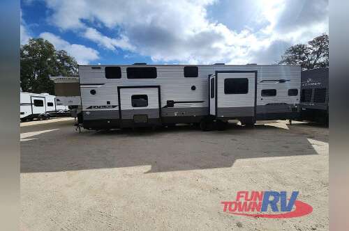 2026 Coachmen Rv Catalina Destination Series 44CONDO in buckner MO