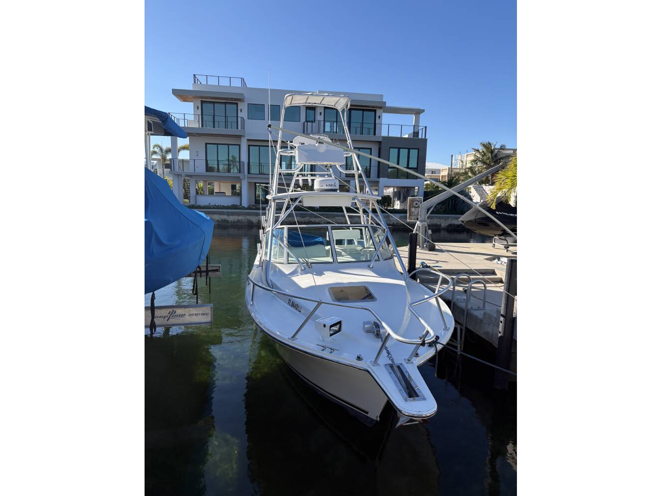 A photo of this 2005 Albermarle 280 EXPRESS FISHERMAN WITH TOWER